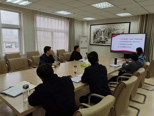 外国语学院召开党委理论中心组学习会议暨2019年度意识形态工作专题会