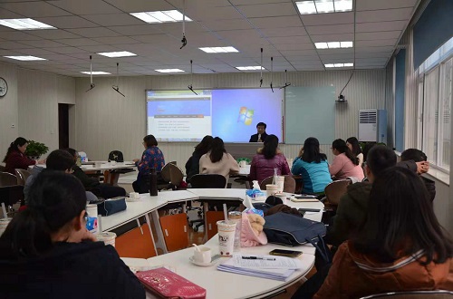 外国语学院举办“混合式教学背景下的网络空间建设”教学沙龙活动