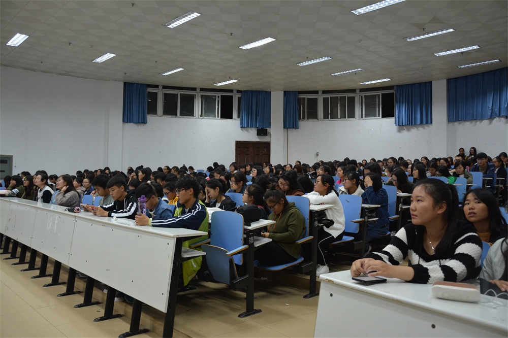 外国语学院成功举办安全教育宣讲会