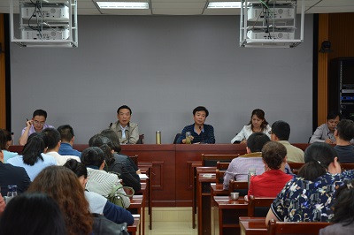 外国语学院召开新学期教职工大会